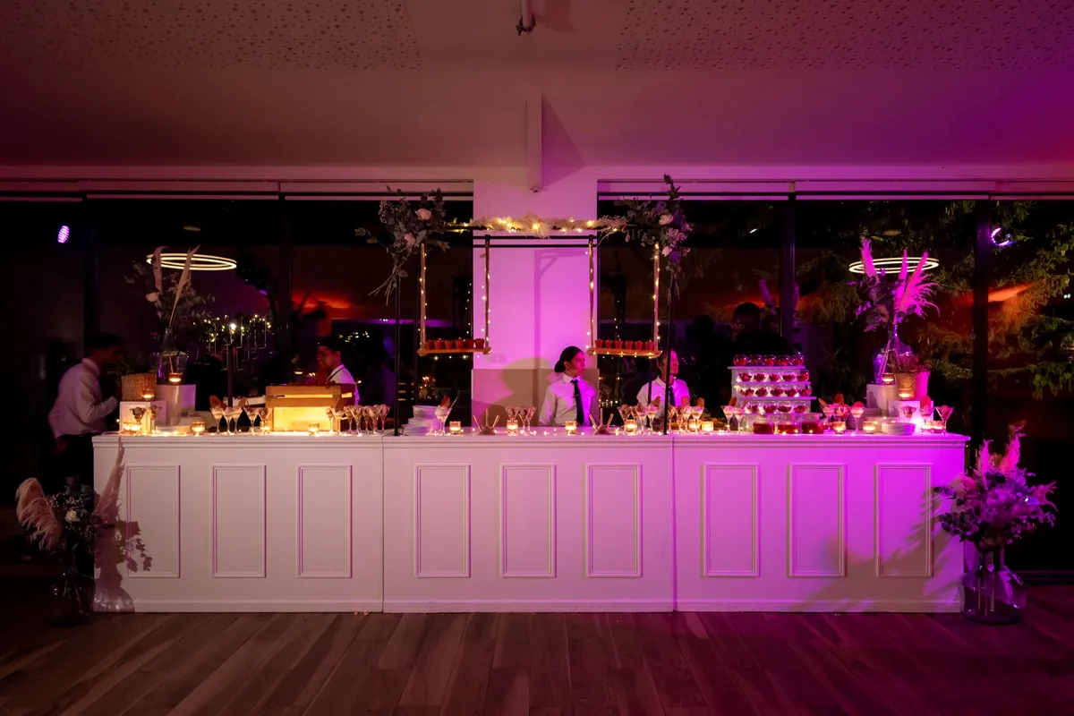 Salle Sequoia Buffet
