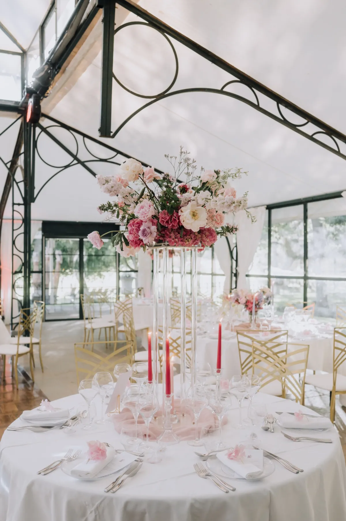 Décoration de Table en Grande Verrière